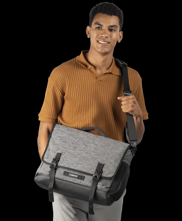 Shop Timbuk2 Classic Messenger Bag – Luggage Factory
